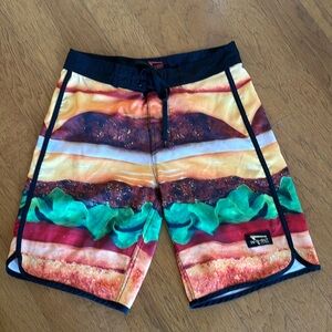 In-N-Out men’s board shorts 🍔